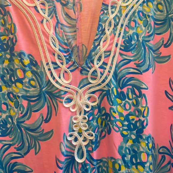 Lilly Pulitzer T-Shirt Dress - Picture 4 of 10